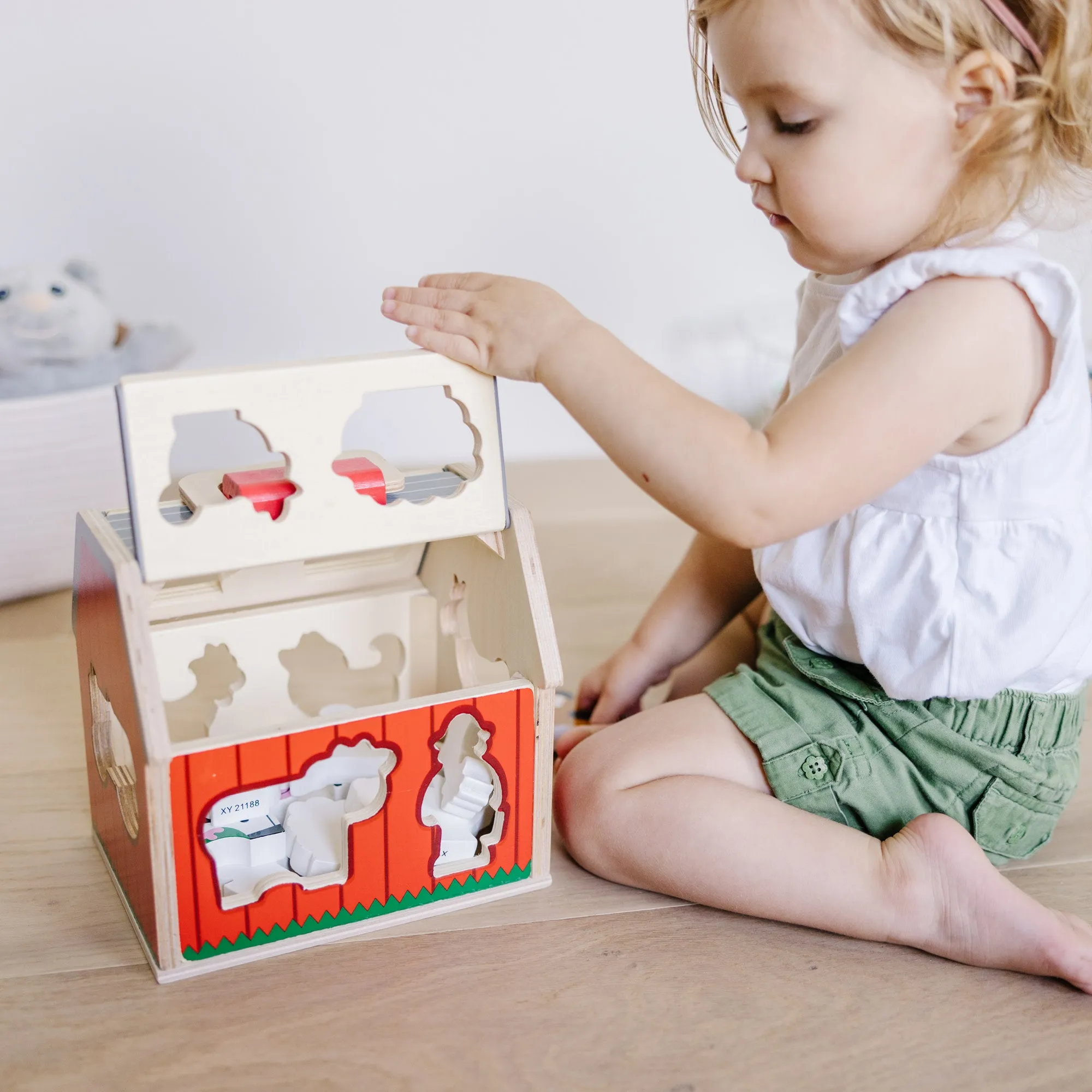 Take-Along Sorting Barn